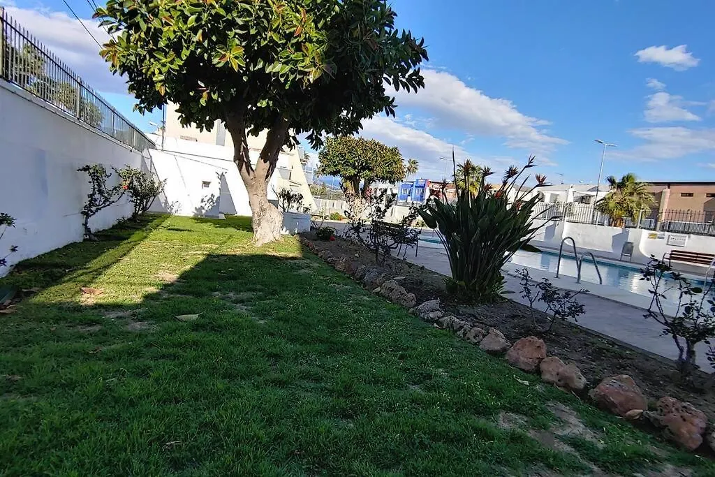 Precioso Apartamento Frente A La Playa Torre Del Mar Apartment