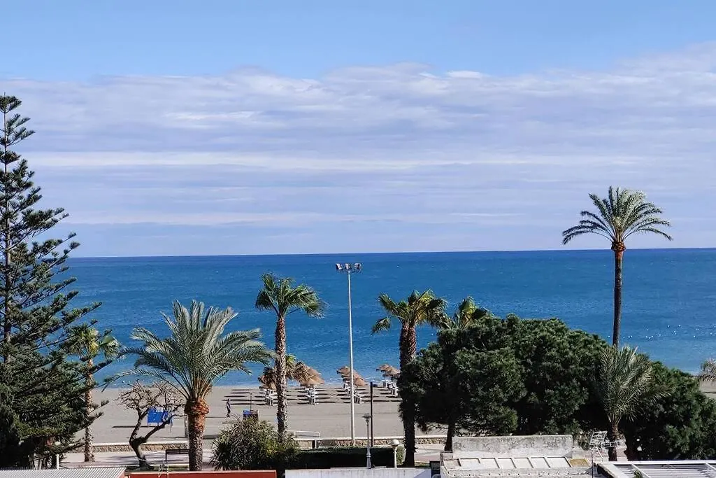 Precioso Apartamento Frente A La Playa Torre Del Mar